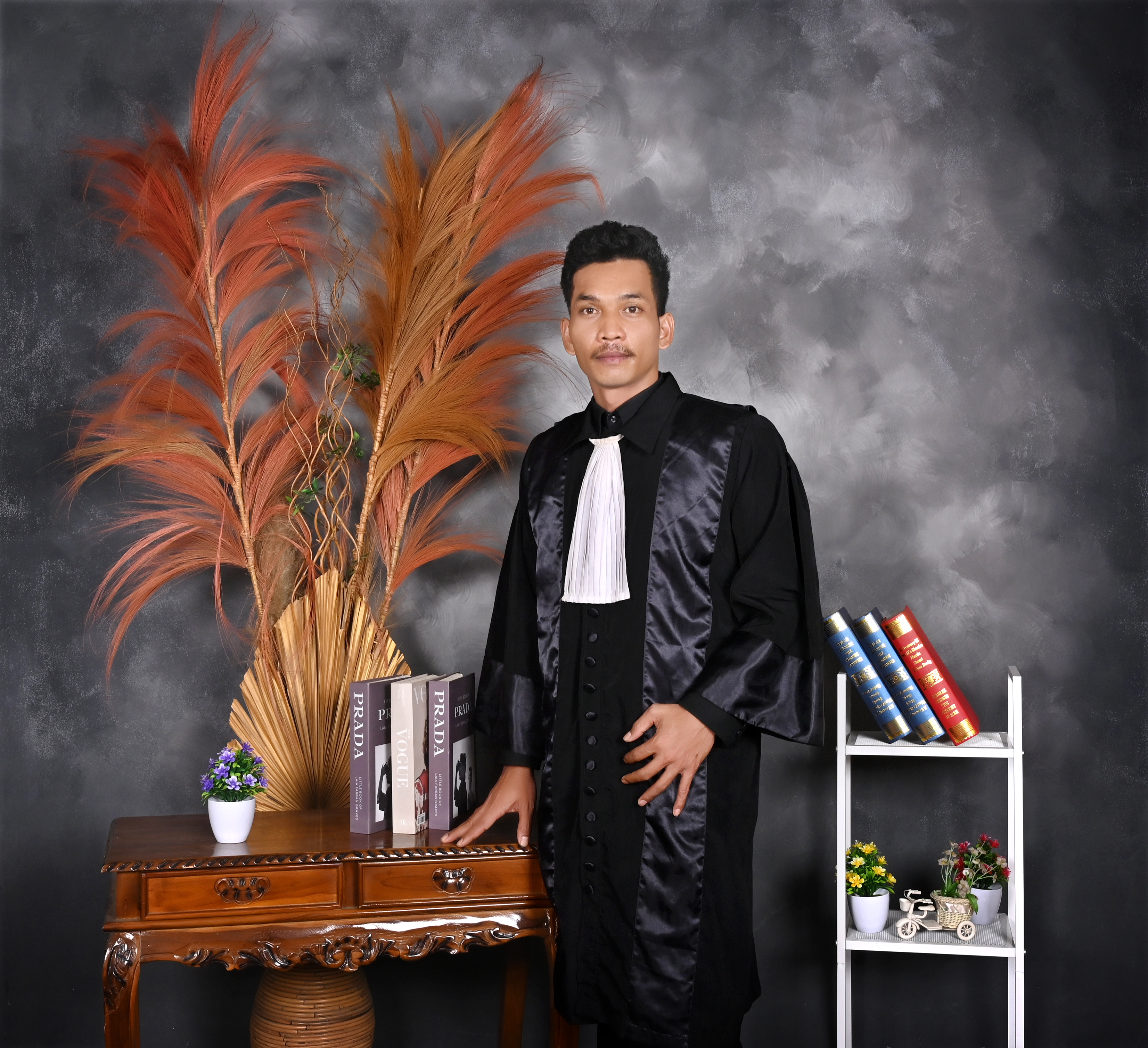 DANIEL CHANDRA SIMANGUNSONG, S.H